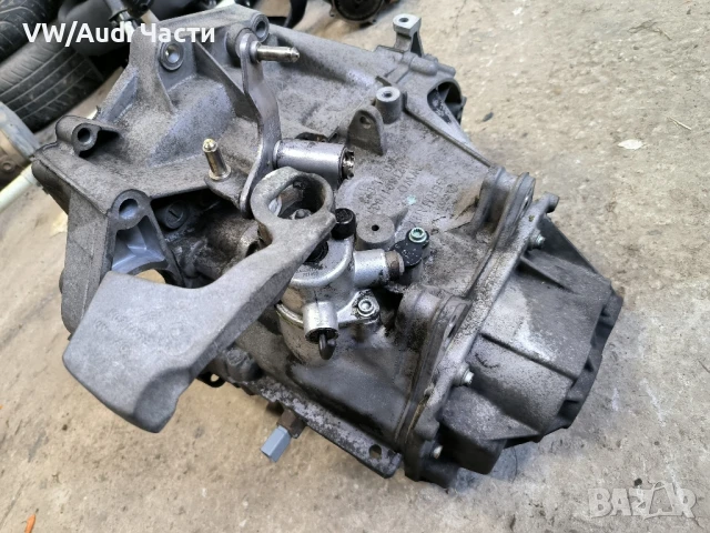 Скоростна кутия за Голф 5 Ауди А3 1.6 фси VW Golf 5 Audi A3 8P 1.6 FSI Passat Touran HBM 02T301103T, снимка 5 - Части - 50488304