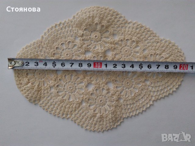 Ръчно плетени на една кука карета и салфетки, снимка 6 - Декорация за дома - 42079141