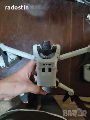DJI Mini 3 Fly More Combo дрон, снимка 4 - Дронове и аксесоари - 56133118