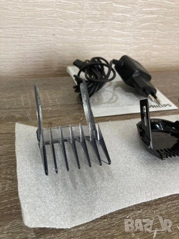 PHILIPS HC5612/15 Зарядно +3-бр номера за машинка, снимка 2 - Машинки за подстригване - 52303486