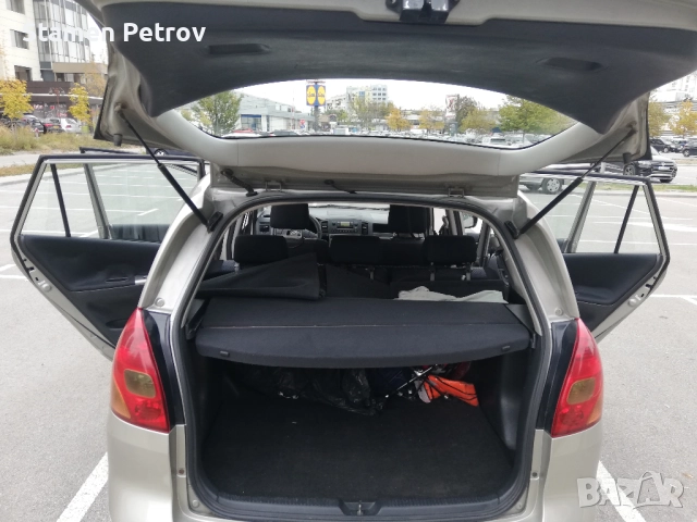 Toyota Corolla verso 1.8i Linea Sol/LPG, снимка 15 - Автомобили и джипове - 52304497