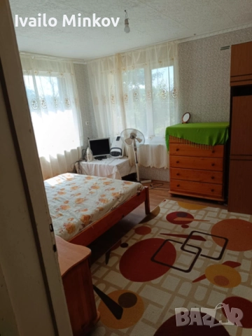 Къща под наем с двор, градина и постройки – с. Ковачица, 750 лв., снимка 11 - Къщи - 52019672