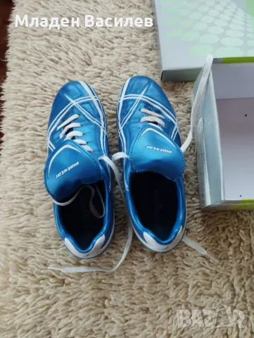 Футболни обувки , снимка 5 - Спортни обувки - 47528887