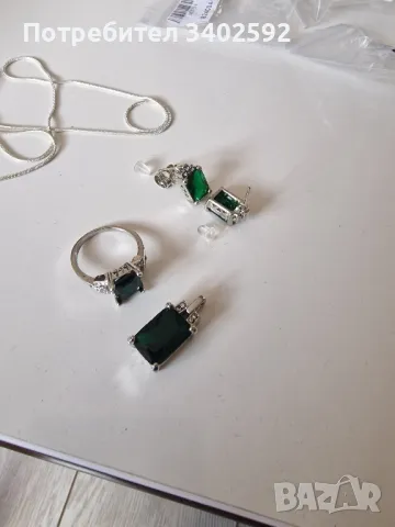 Колие ,обеци пръстен с зелен камък., снимка 2 - Бижутерийни комплекти - 50345648