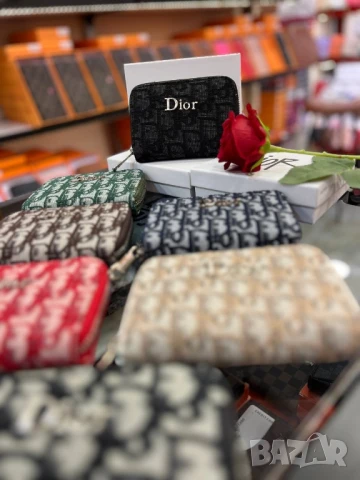 портмонета christian dior 