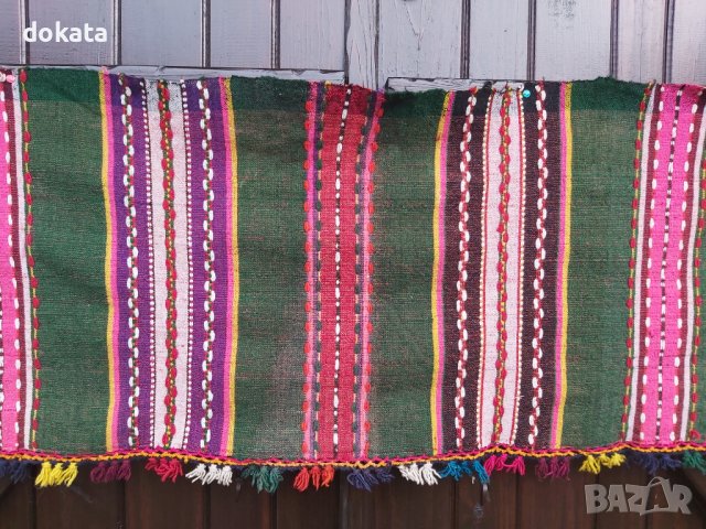 Стар ковьор , снимка 3 - Антикварни и старинни предмети - 39030154