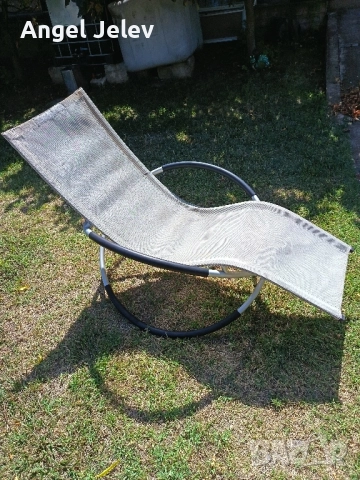 люлеещ се стол, снимка 2 - Градински мебели, декорация  - 51551069