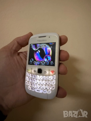 Blackberry Curve цвят бяла перла, снимка 6 - Blackberry - 52404491