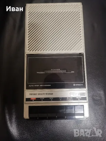 Касетофон Hitachi