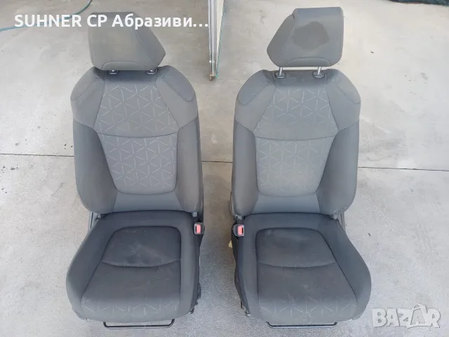 Седалки / Салон за Toyota Rav 4 2020-2023, снимка 5 - Части - 56091591