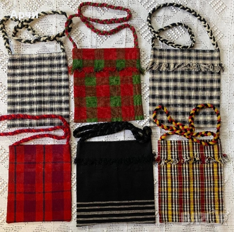 Малки торбички от автентично ръчно тъкани платове, снимка 5 - Антикварни и старинни предмети - 46839425