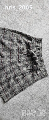 Къс панталон Junona , снимка 2 - Панталони - 52466179