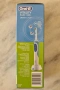 Електрическата четка за зъби Oral-B Vitality Plus CrossAction, снимка 4