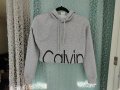 Намален Calvin Klein дамски кроп топ М/Л размер, снимка 1 - Корсети, бюстиета, топове - 42574670