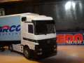 ALBEDO H0 1/87 MERCEDES BENZ ACTROS TIR ТИР КАМИОН МОДЕЛ, снимка 3