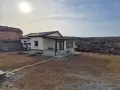 с. Пороище, общ. Разград  - Къща с голям двор – цена 150 000 евро!, снимка 1