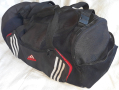 Спортна чанта Adidas. Размери 57 x 30 x 22 см, снимка 1 - Чанти - 44590101