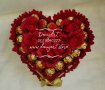 Сърце от червени рози и бонбони Ferrero Roche , снимка 4