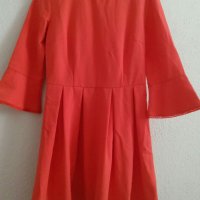 Нежна рокля в наситено коралов цвят, снимка 5 - Рокли - 30064550