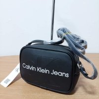 Черна чанта Calvin Klein/SG-E74, снимка 2 - Чанти - 42902914