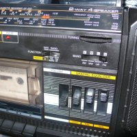 Продавам касетофон Шарп, снимка 4 - Аудиосистеми - 42066817