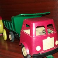 Стари играчки от Соца , снимка 5 - Коли, камиони, мотори, писти - 38412675