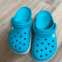 Оригинални резидави чехли Crocs ! 36-37 н, снимка 3 - Чехли - 44919433