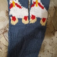 ръчно плетени дамски чорапи размер 34, снимка 1 - Дамски чорапи - 28713185