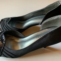 Обувки, официални, Lazzarini, сатен, № 38-39, снимка 5 - Дамски елегантни обувки - 24103296