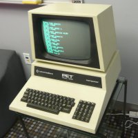 Commodore, снимка 1 - Работни компютри - 37370109