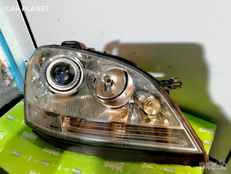 Фар фарове за Mercedes ML W164 / Мерцедес МЛ W164 Bi-Xenon AFS., снимка 1