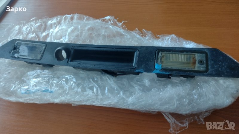 Дръжка с плафони за регистрационен номер на AUDI A4 B6 комби / седан, снимка 1