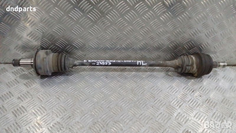 Полуоска Mercedes E250 CDI W212 2011г.4Matic(задна лява)	, снимка 1