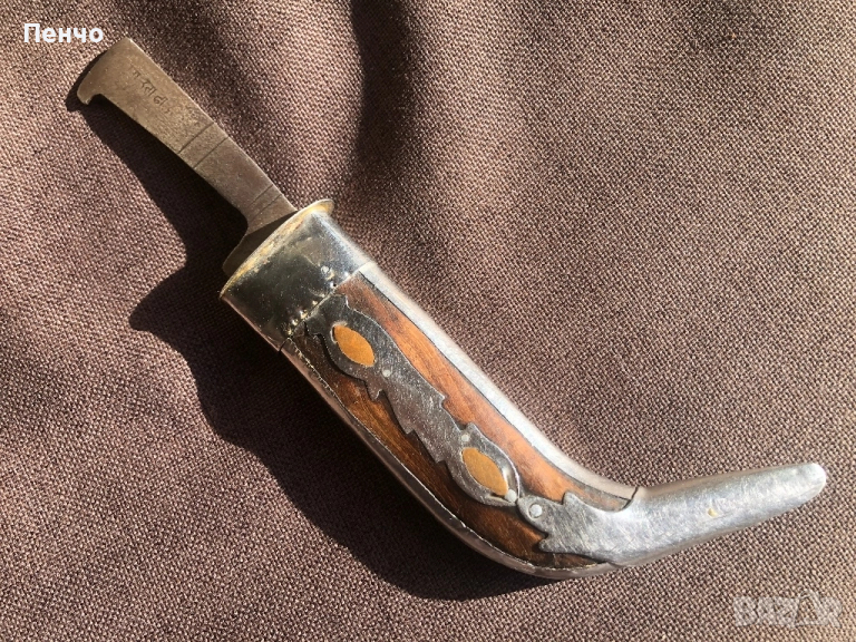 стар нож "Вълчи зъб" с кания, снимка 1