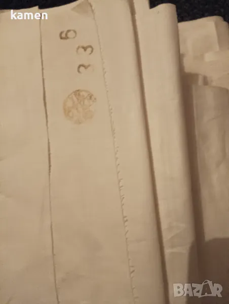 Бело чаршафи , снимка 1