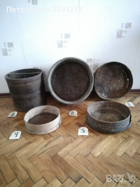 Стари дървени съдове, крини за зърно и сита за брашно и други. , снимка 1