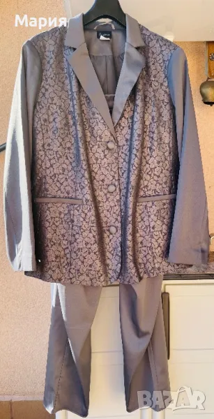 Официален немски сив костюм с дантела размер 48, снимка 1