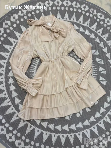 Дамска рокля с панделка, снимка 1