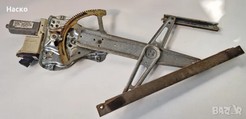 Преден Ляв Стъклоповдигач Стъклоподемник Тойота Корола Е12 Toyota Corolla E12 2000-2008 69820-02150, снимка 1