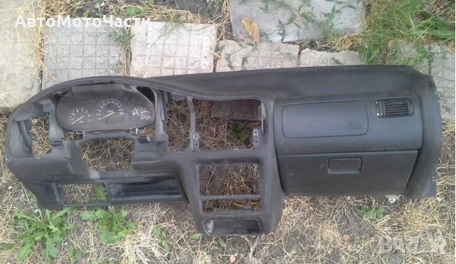 Продавам табло от Форд Ескорт 7, снимка 1