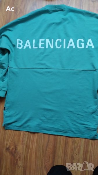 Balenciaga , снимка 1