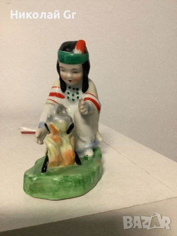 Фигурка порцелан отличен състояние произведено в Япония