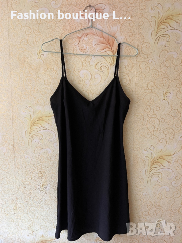 Малка черна сатенена рокля с регулиращи се презрамки 🖤, снимка 1 - Рокли - 44767043