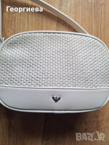 Продавам чанта Roxy и маратонки adidas, снимка 11 - Маратонки - 55943412