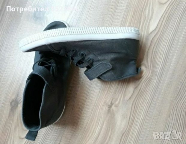 Н&М кецове , снимка 2 - Детски гуменки - 38517671