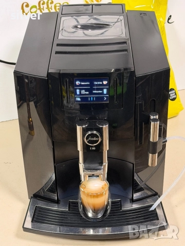 Кафемашина кафе автомат JURA E8 с гаранция, снимка 8 - Кафемашини - 52543915