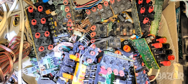 Врътки изходни клеми за усилватели рисивъри , снимка 2 - Ресийвъри, усилватели, смесителни пултове - 50987077