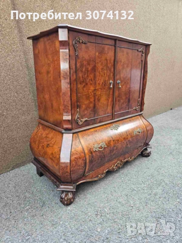 Шкаф в стил Чипъндейл с интарзия, снимка 3 - Шкафове - 52776085