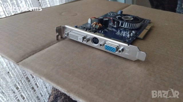 Видео карта ATi Radeon Sapphire R9550 256MB GDDR2 128bit AGP, снимка 3 - Видеокарти - 51794841