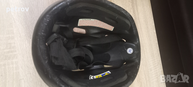 Каски за велосипеди , снимка 2 - Аксесоари за велосипеди - 44649442